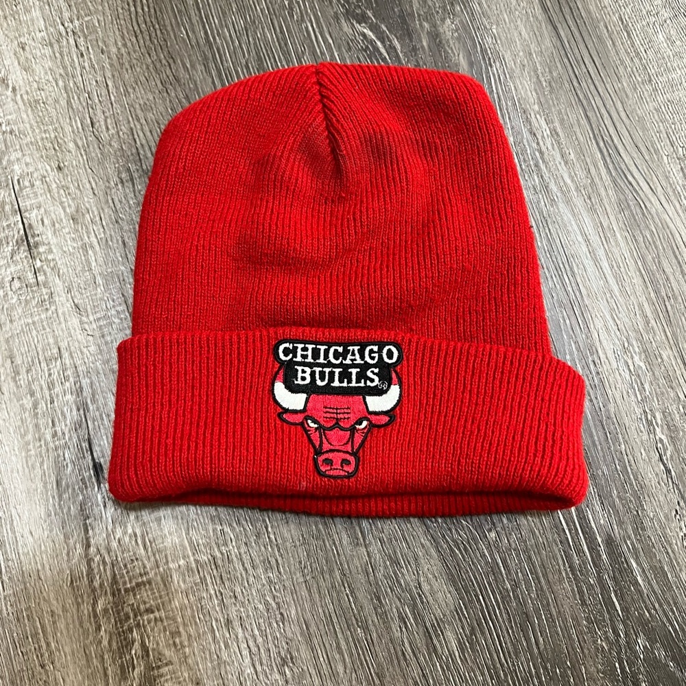 Chicago bulls Beanie USED LIGHTLY